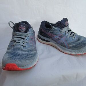 Asics Gel-Nimbus 23 running shoes